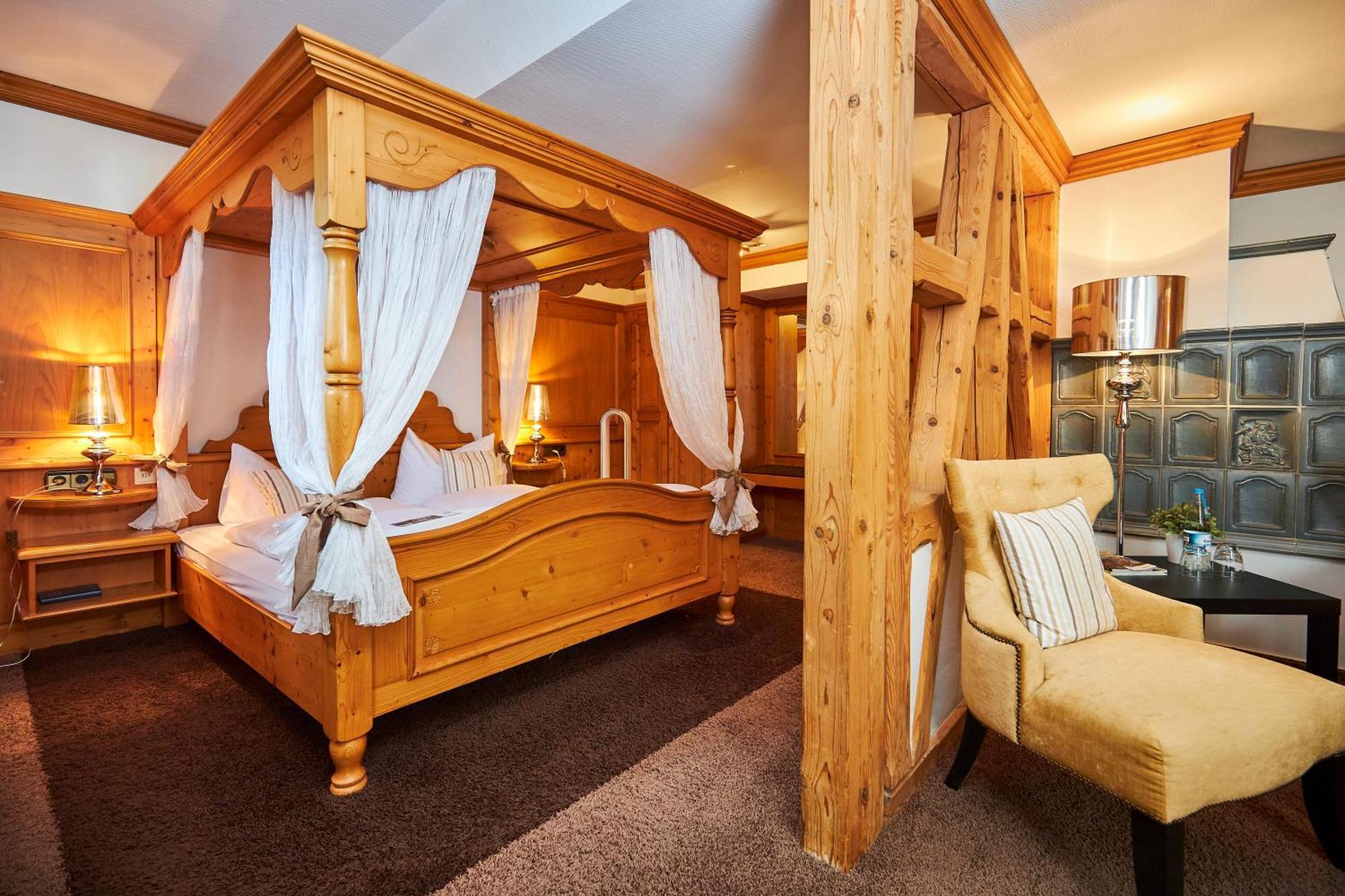 Flair Hotel Vier Jahreszeiten Bad Urach Kültér fotó